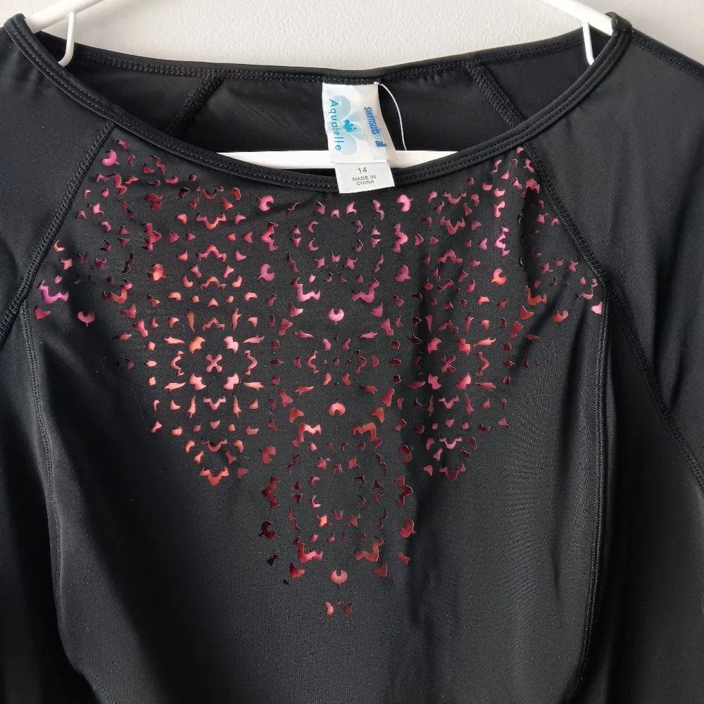 Aquabelle Lycra Performance Swimsuit Top Chlorine Resistant Black Pink Size 14